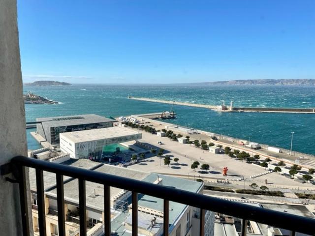 Vue Mer Le Panoramique Vieux-Port De Marseilles Exterior foto