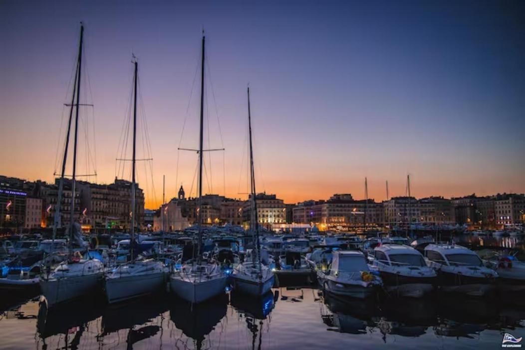 Vue Mer Le Panoramique Vieux-Port De Marseilles Exterior foto